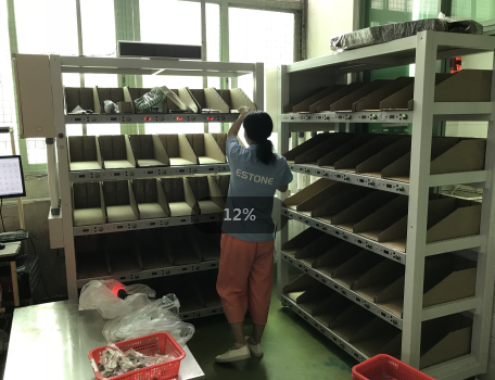 沃港電子標(biāo)簽分揀墻，提高200%訂單分揀效率